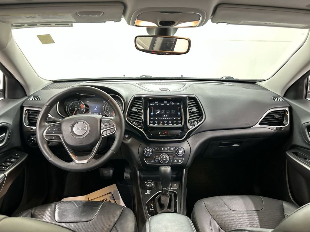 Used 2019 Jeep Cherokee Limited AWD/4WD image 19