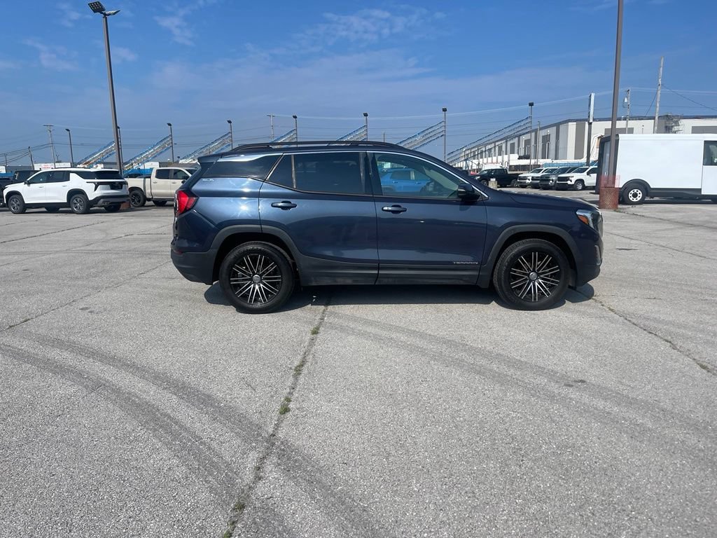 Used 2018 GMC Terrain SLE w/ Driver Convenience Package AWD/4WD image 6