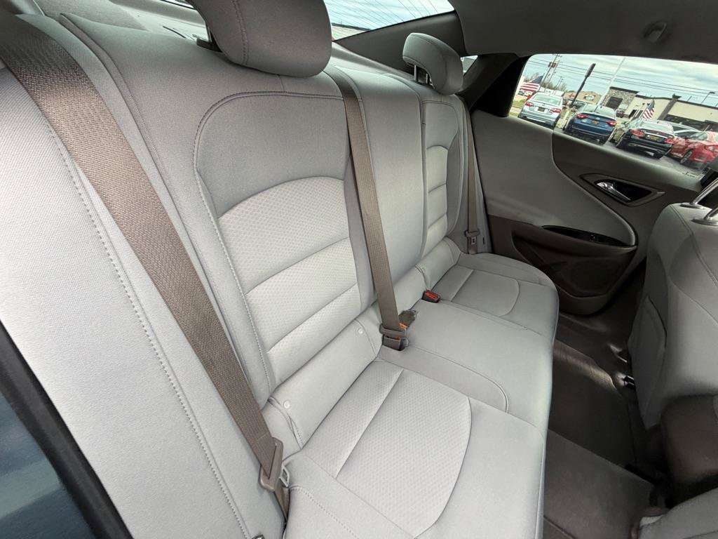 Used 2019 Chevrolet Malibu LS FWD image 16