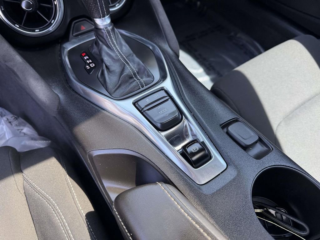 Used 2018 Chevrolet Camaro SS RWD image 20