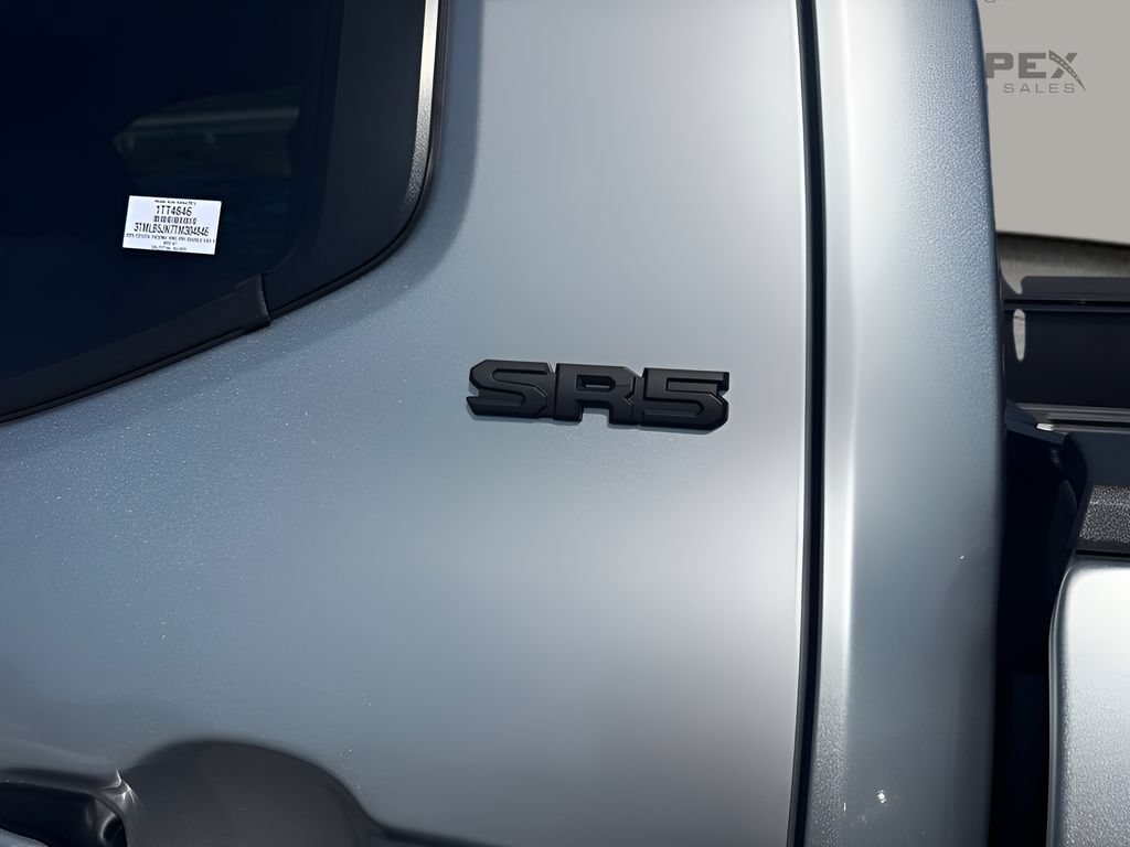 Used 2026 Toyota Tacoma SR5 AWD/4WD image 32