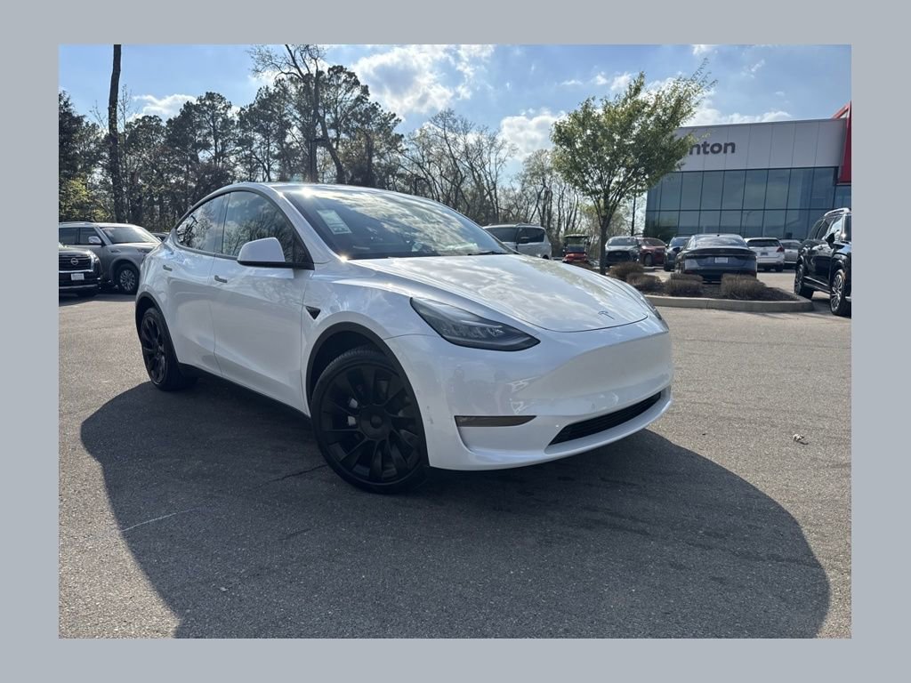 Used 2021 Tesla Model Y Long Range image 1