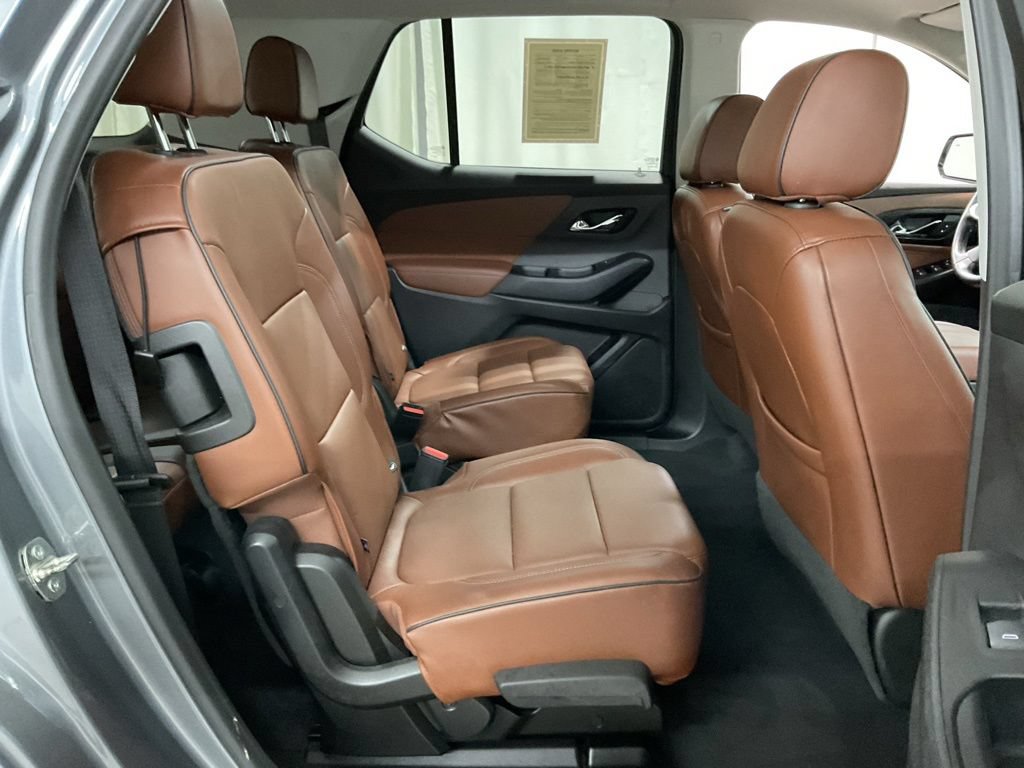 Used 2019 Chevrolet Traverse High Country w/ LPO, Floor Liner Package AWD/4WD image 25