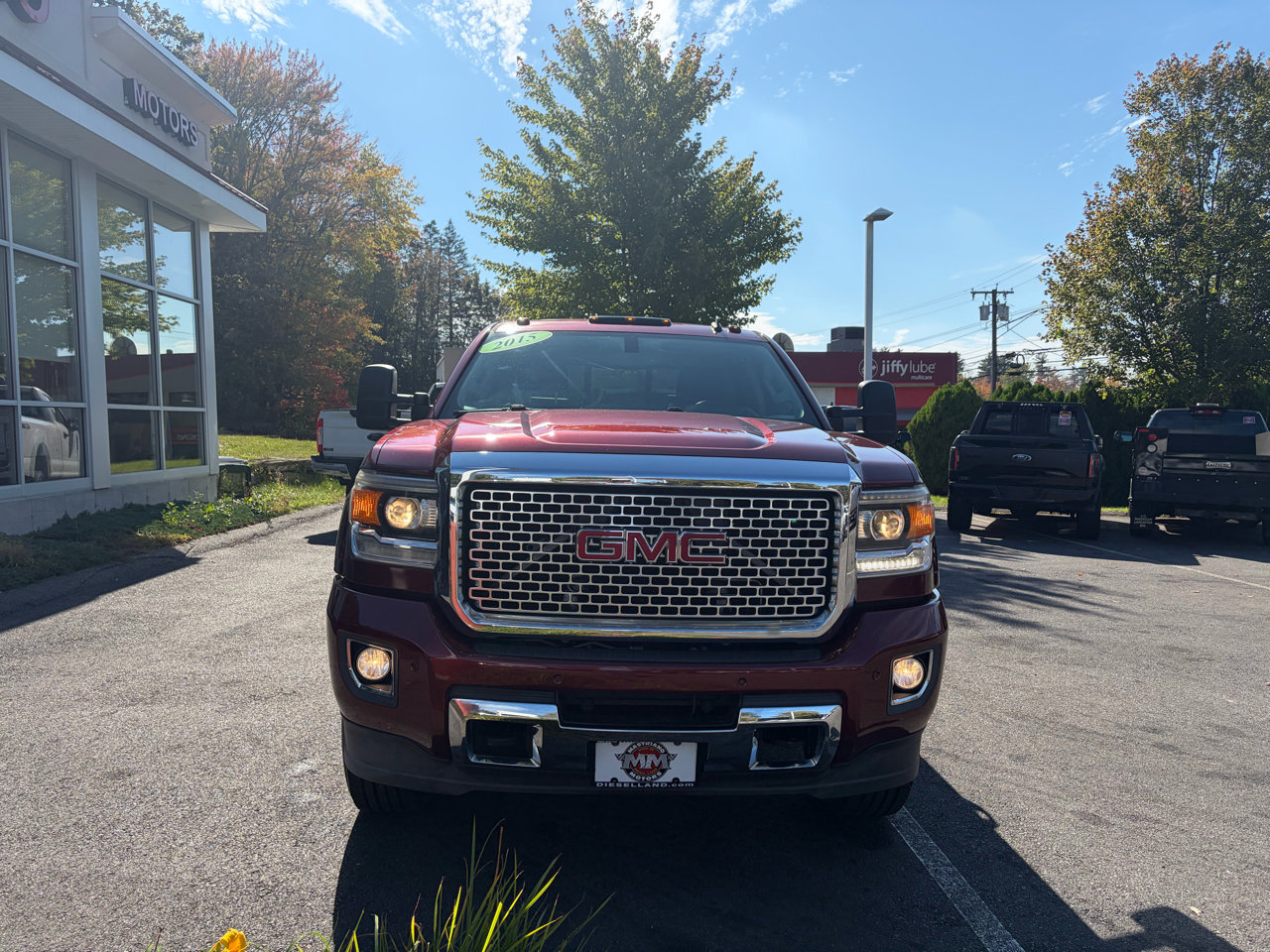 Used 2015 GMC Sierra 2500 Denali w/ Suspension Package, Off-Road image 3