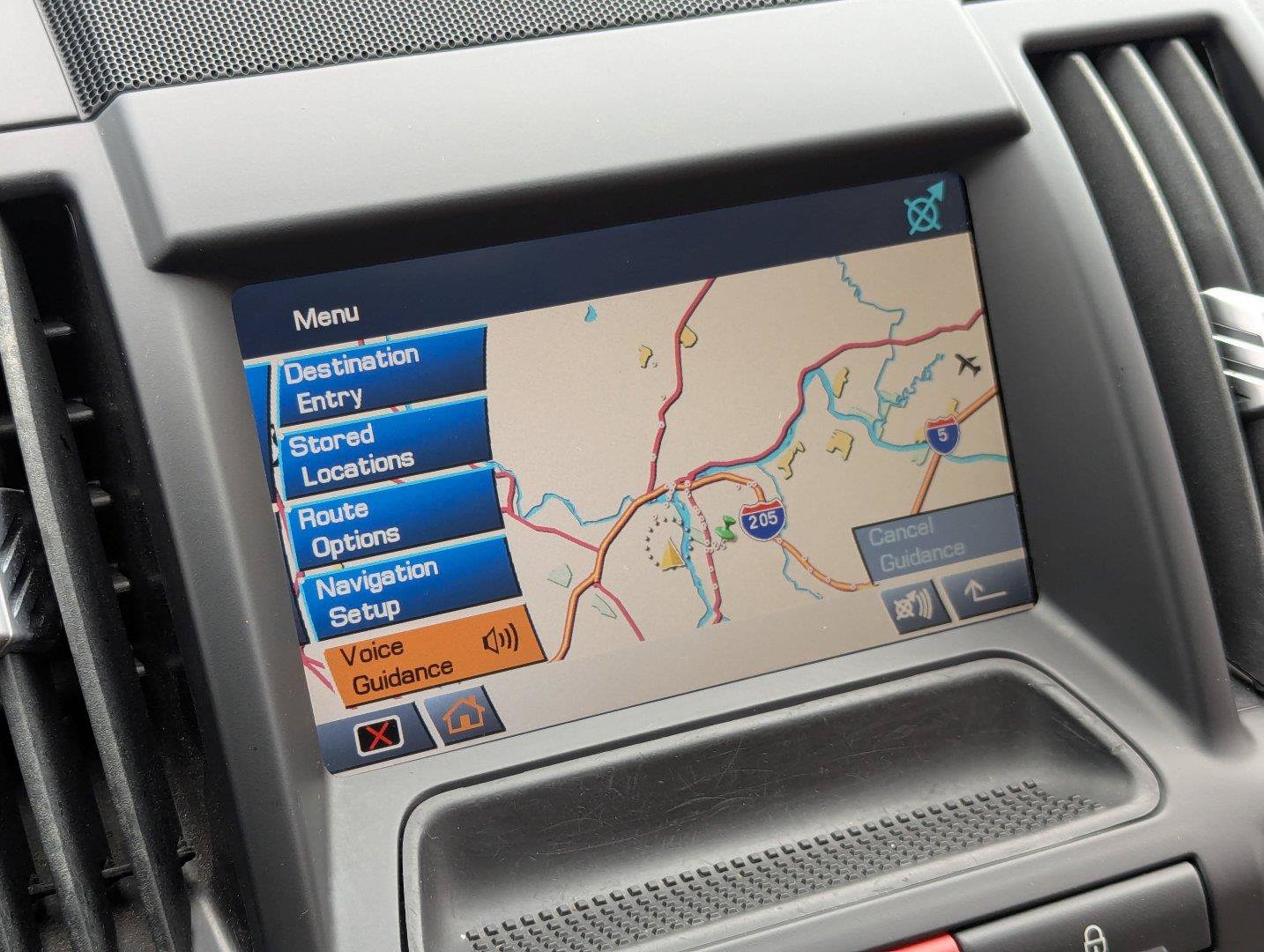 Used 2012 Land Rover LR2 HSE w/ Climate Comfort Pkg AWD/4WD image 19
