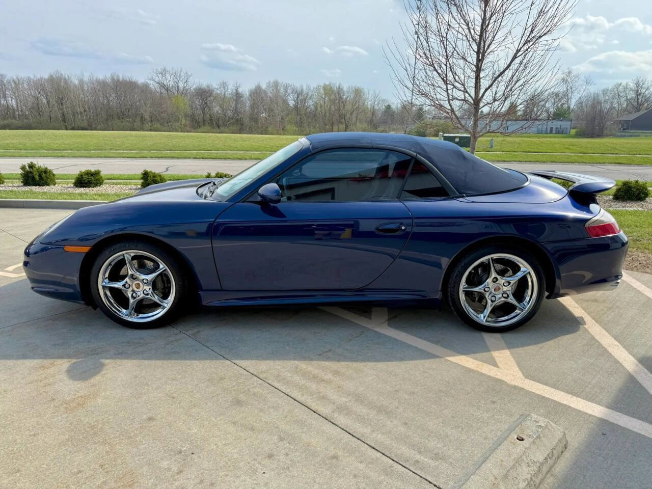 Used 2003 Porsche 911 Carrera RWD image 6