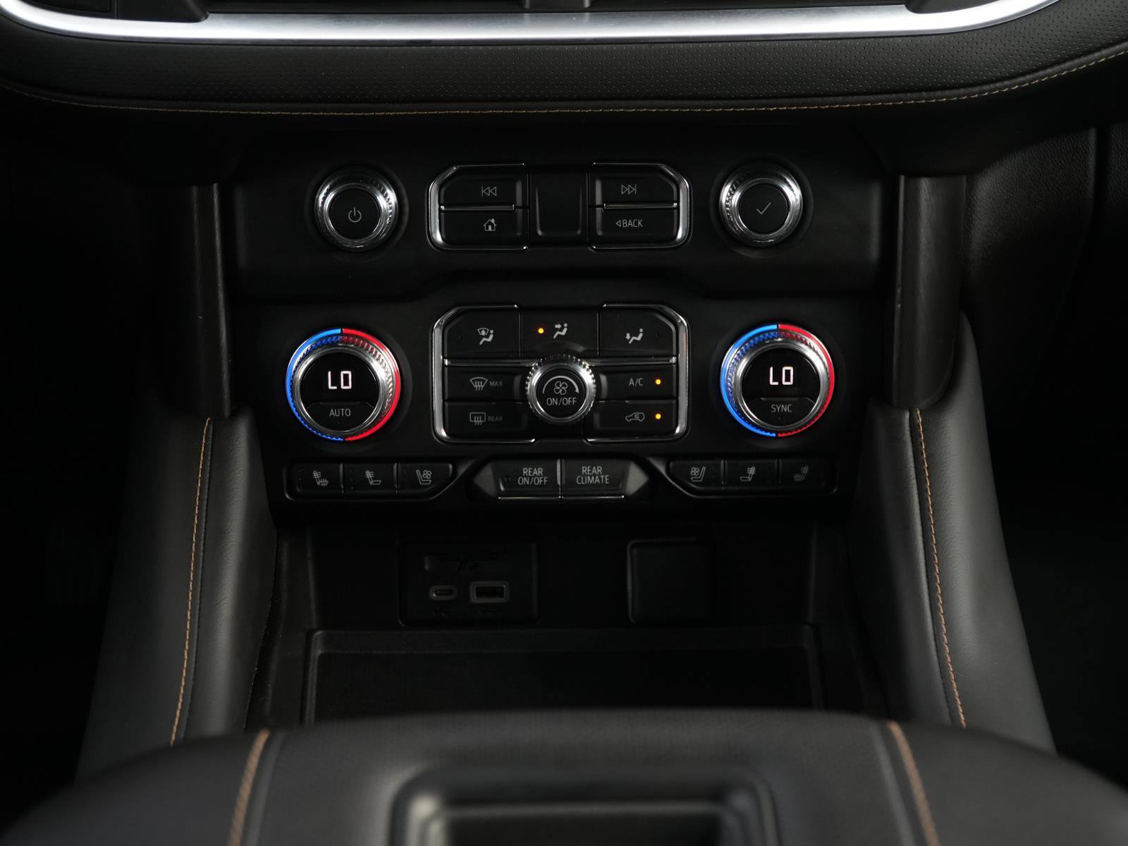 Used 2021 GMC Yukon AT4 w/ AT4 Premium Plus Package image 33