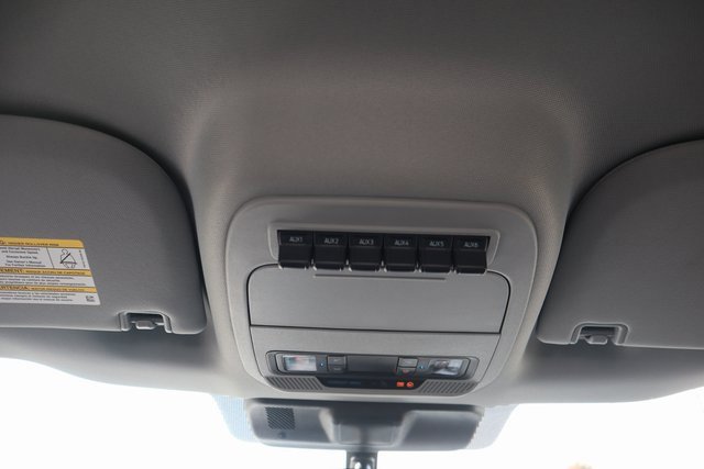 New 2026 Ford F250 XL w/ XL Chrome Package image 15