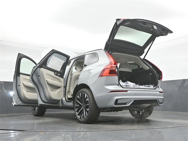 New 2026 Volvo XC60 B5 Ultra w/ Protection Package Premier image 58