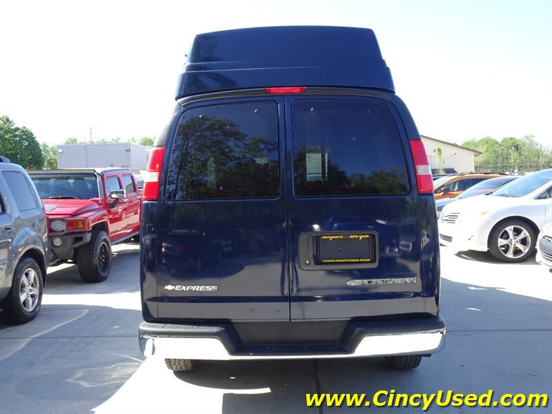 Used 2012 Chevrolet Express 3500 LT w/ LT Preferred Equipment Group RWD image 8