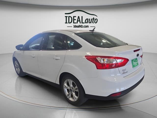 Used 2014 Ford Focus SE w/ SE Winter Package FWD image 15