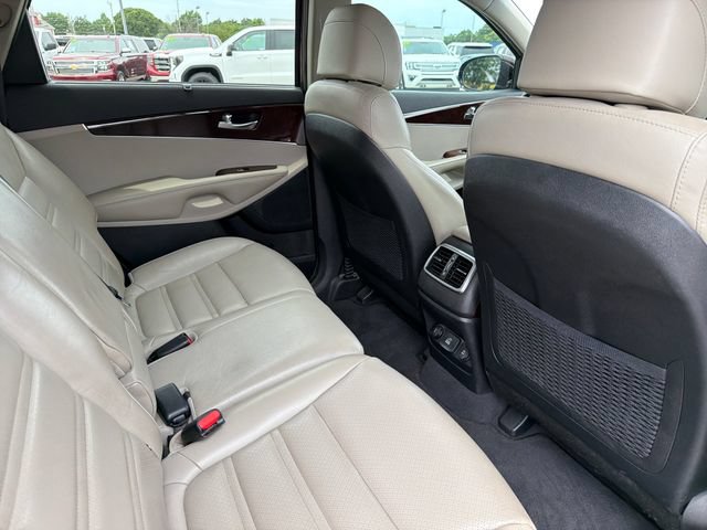 Used 2017 Kia Sorento EX w/ EX Premium Package FWD image 27