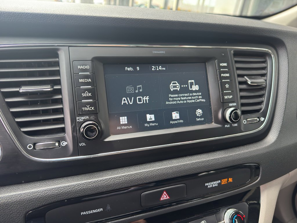 Used 2019 Kia Sedona EX image 24