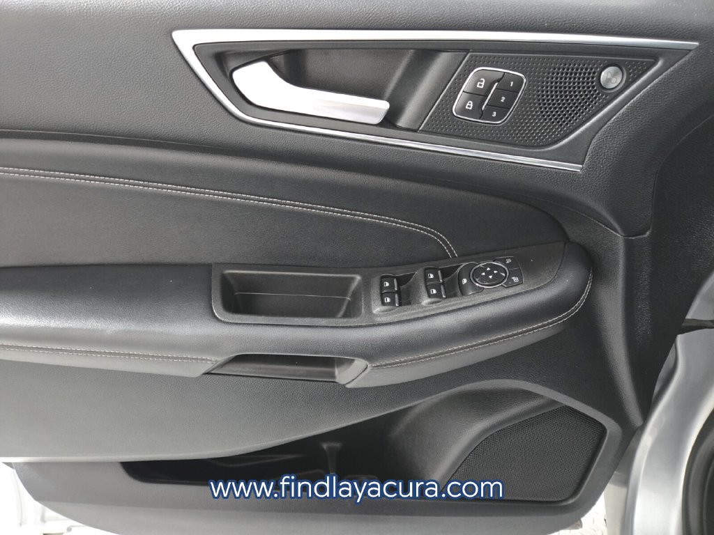 Used 2022 Ford Edge Titanium w/ Equipment Group 301A AWD/4WD image 20