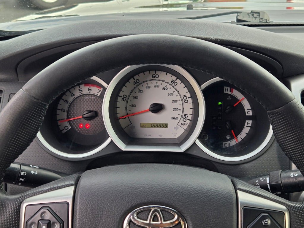 Used 2014 Toyota Tacoma 4x4 Double Cab image 32