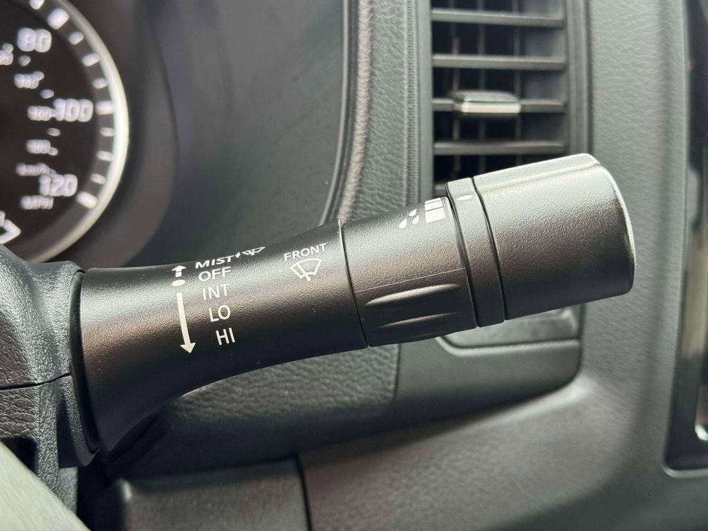 Used 2024 Nissan Frontier S w/ Technology Package image 23