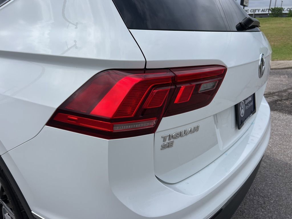 Certified 2021 Volkswagen Tiguan SE AWD/4WD image 12