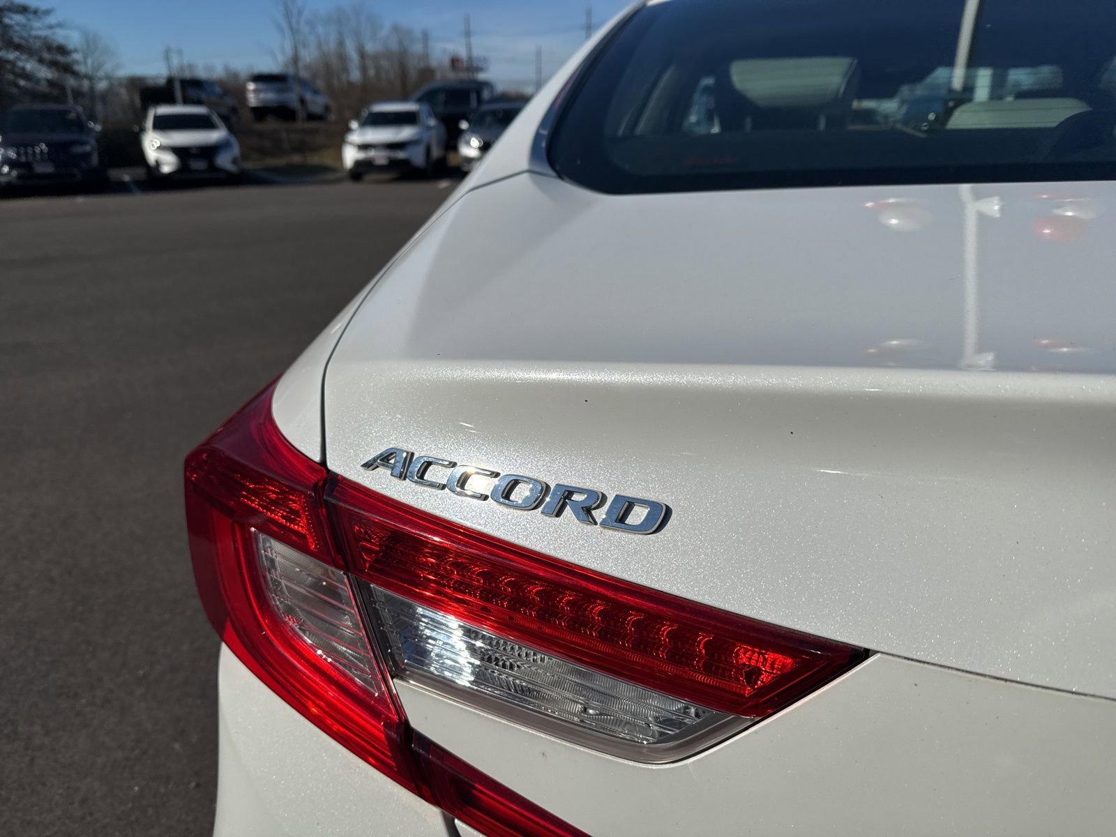 Used 2019 Honda Accord EX-L image 8