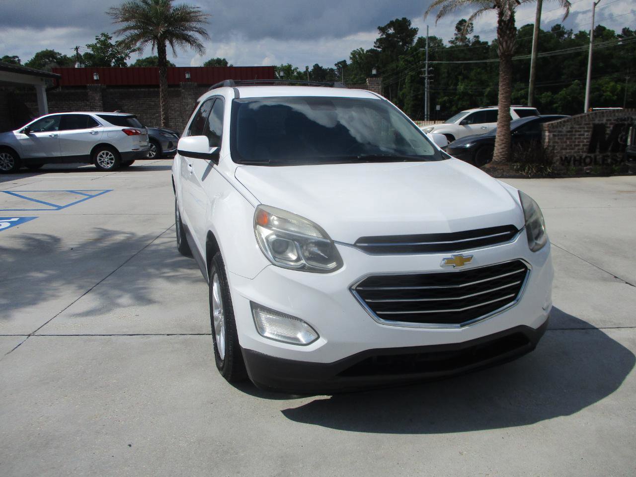 Used 2016 Chevrolet Equinox LT w/ Convenience Package FWD image 4