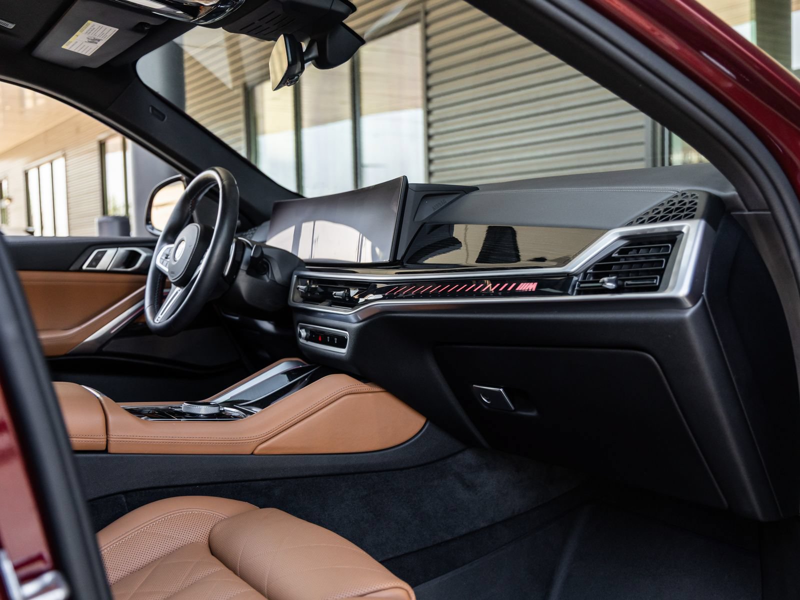 Used 2025 BMW X6 M60i AWD/4WD image 42