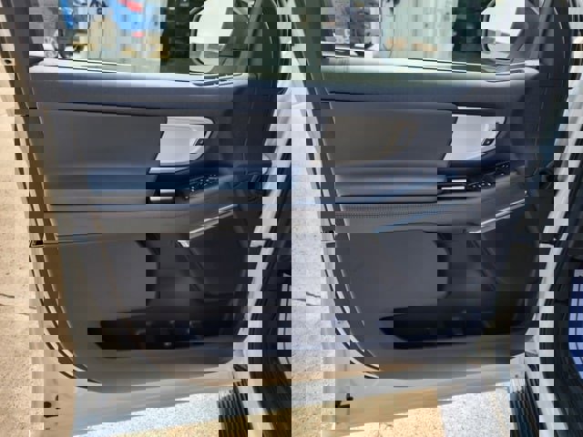 New 2025 Ford Expedition Max Active image 13