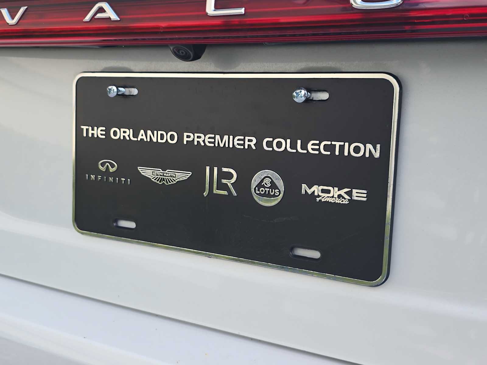 Used 2022 Toyota Avalon XLE w/ Moonroof Package FWD image 7