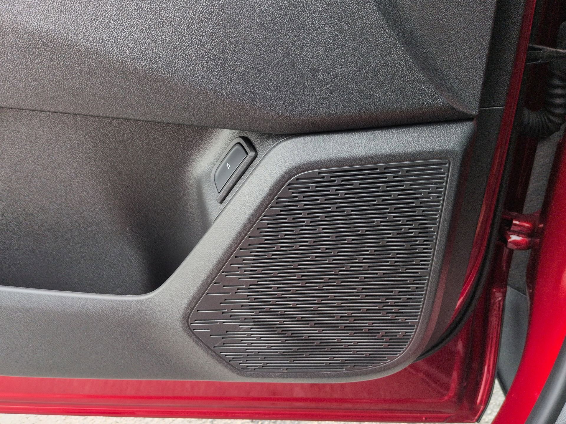 Certified 2026 Chevrolet Equinox RS w/ LPO, Floor Liner Package image 24