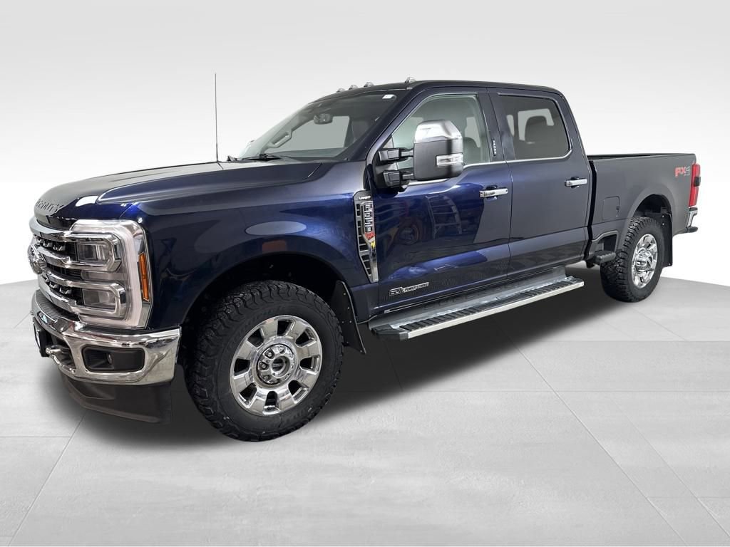 Used 2023 Ford F350 Lariat w/ Chrome Package image 3