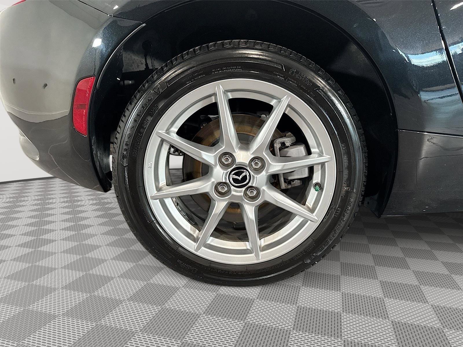 Used 2016 MAZDA MX-5 Miata Sport RWD image 30
