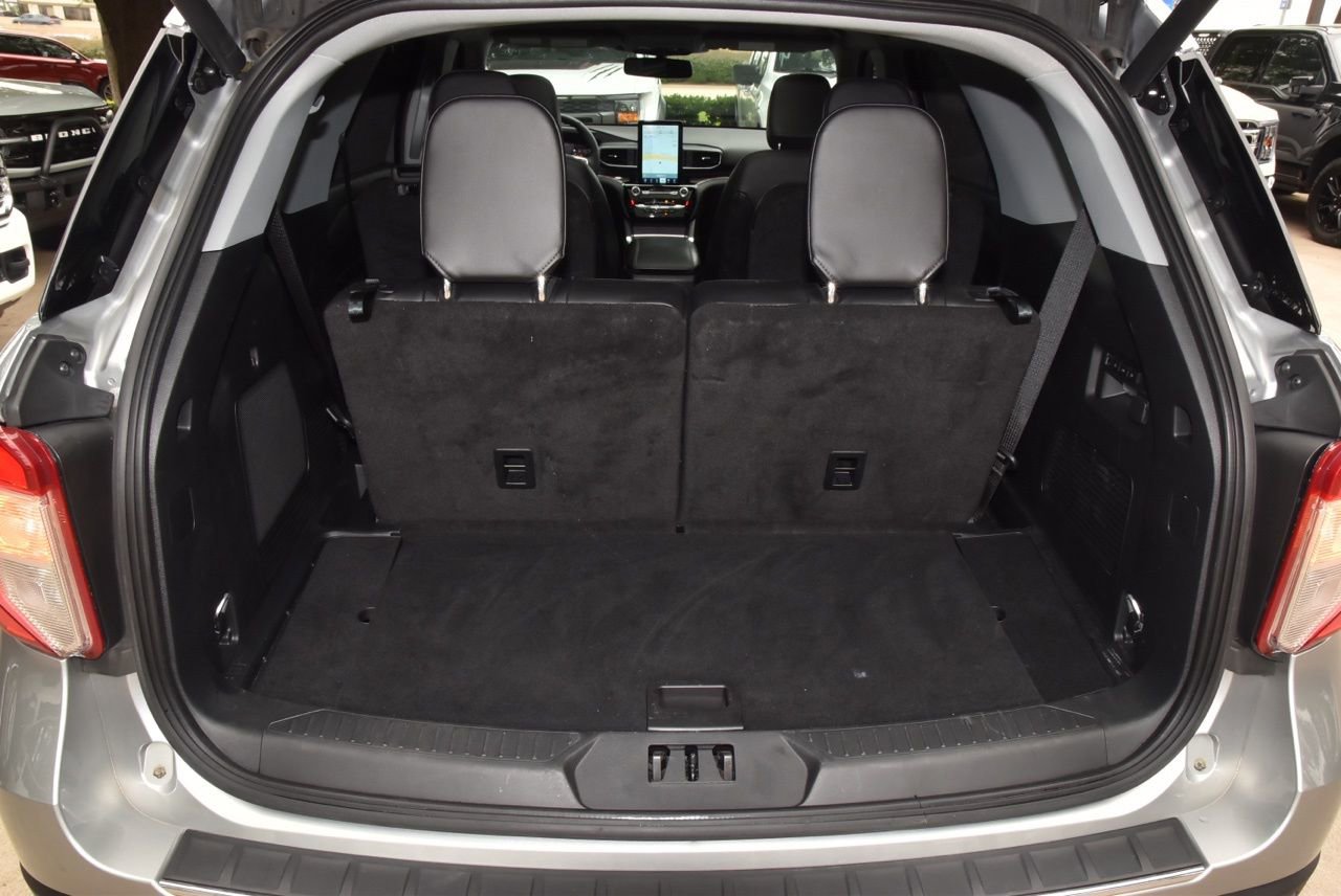 Used 2024 Ford Explorer Limited w/ Limited Technology Package AWD/4WD image 38