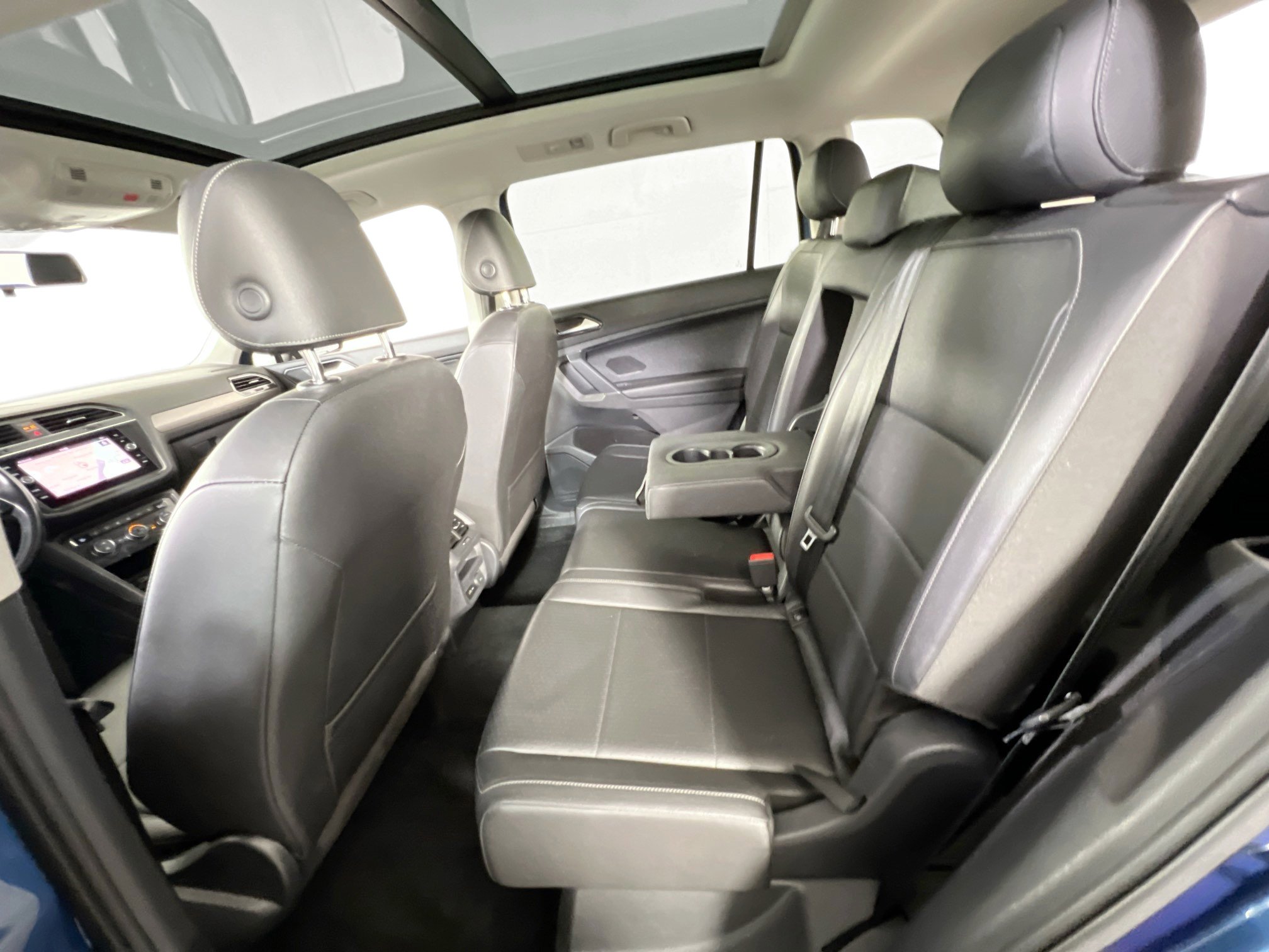 Used 2018 Volkswagen Tiguan SEL image 25