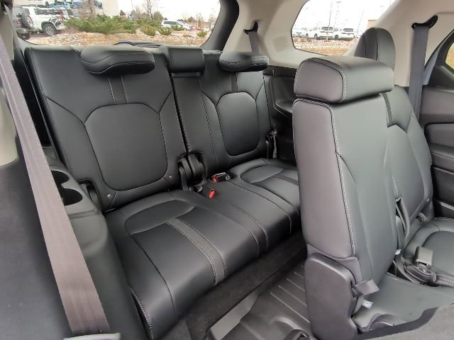 Used 2025 Honda Pilot Touring image 35