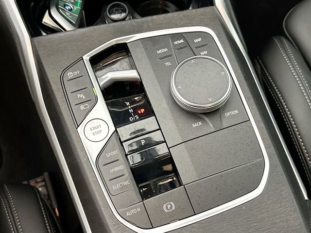 Used 2024 BMW 330e xDrive w/ Convenience Package image 16