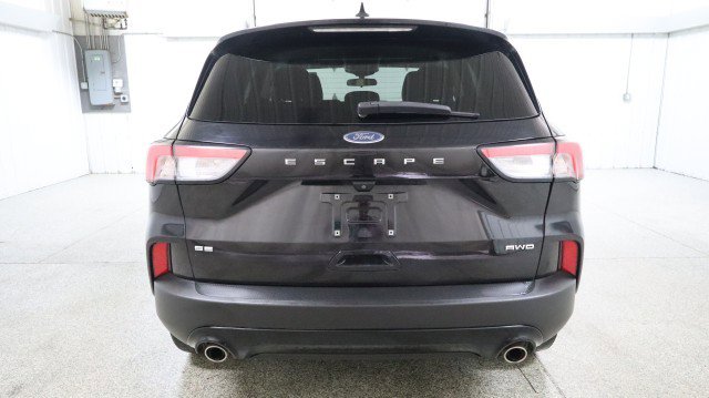 Used 2021 Ford Escape SE w/ SE Sport Appearance Package AWD/4WD image 8