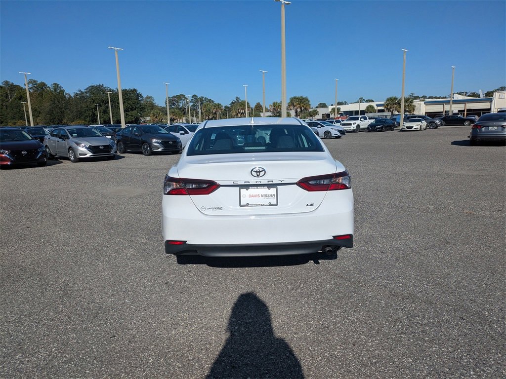 Used 2024 Toyota Camry LE image 4