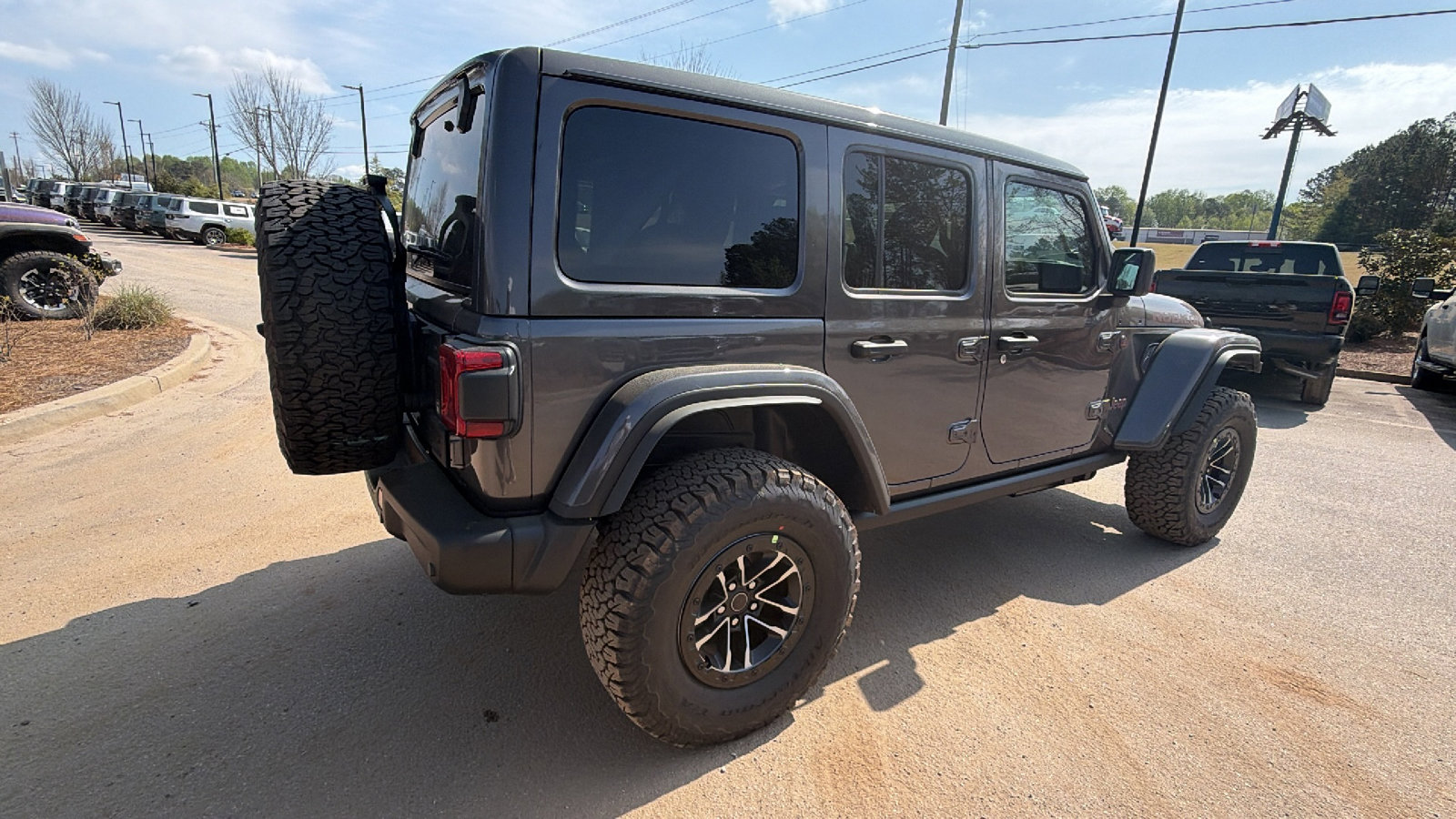 New 2026 Jeep Wrangler Unlimited Rubicon image 8