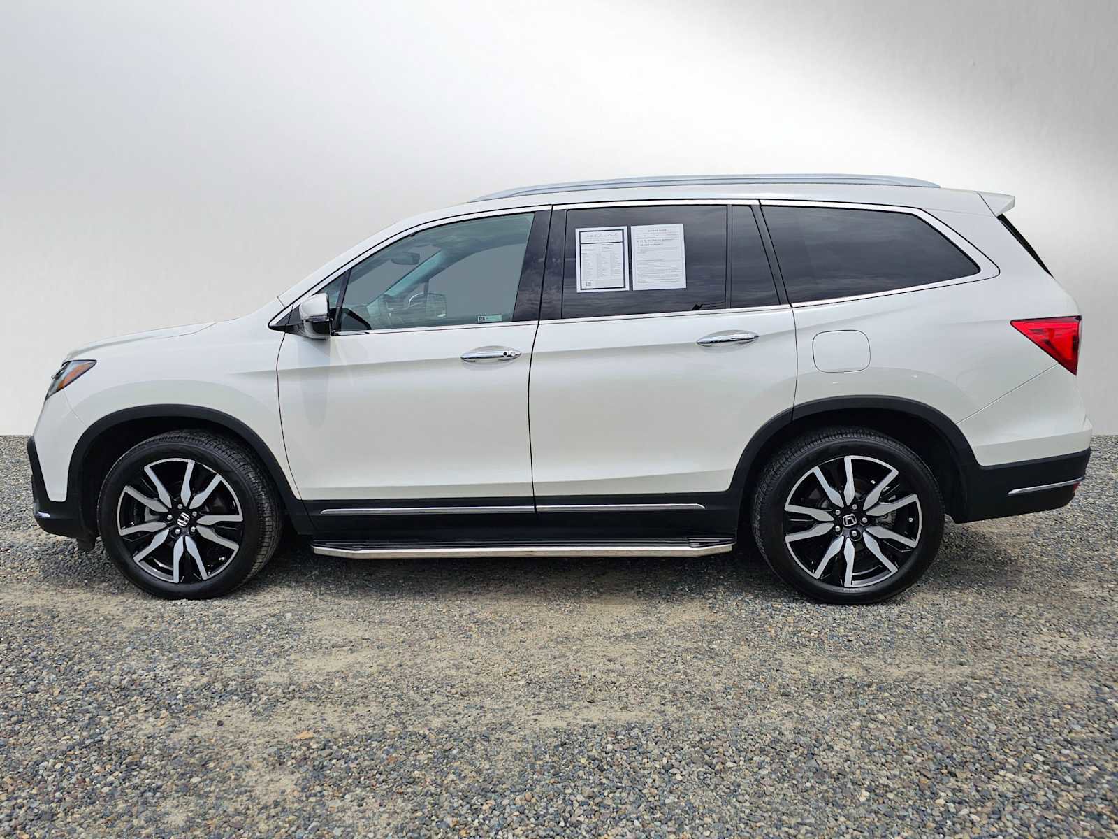 Used 2019 Honda Pilot Touring image 6