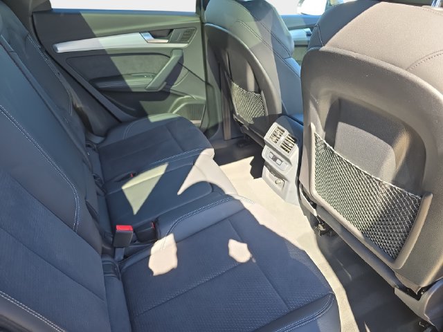 Used 2024 Audi Q5 e Premium Plus AWD/4WD image 13