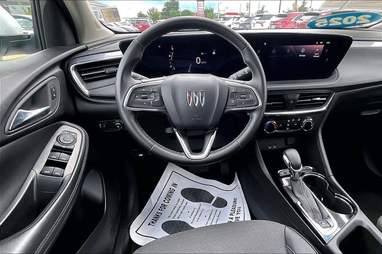 Used 2025 Buick Encore GX Preferred AWD/4WD image 8