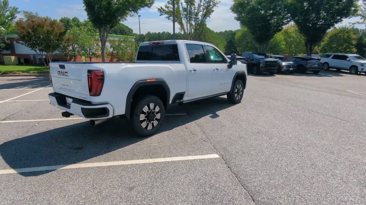 New 2026 GMC Sierra 2500 Denali w/ Denali Reserve Package AWD/4WD image 8