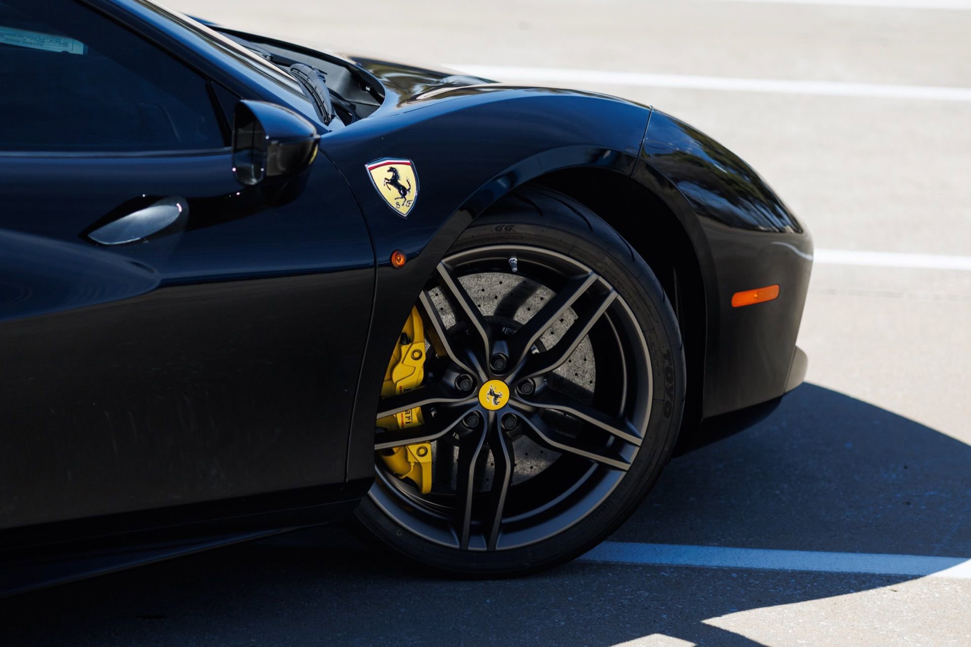 Used 2017 Ferrari 488 GTB image 23