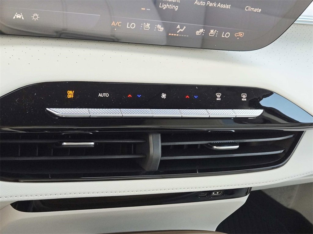 New 2026 Buick Enclave Avenir w/ Super Cruise Package image 28