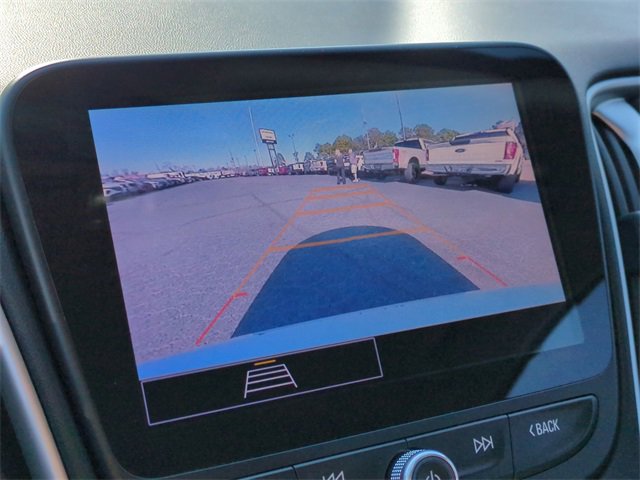 Used 2024 Chevrolet Malibu LT image 17