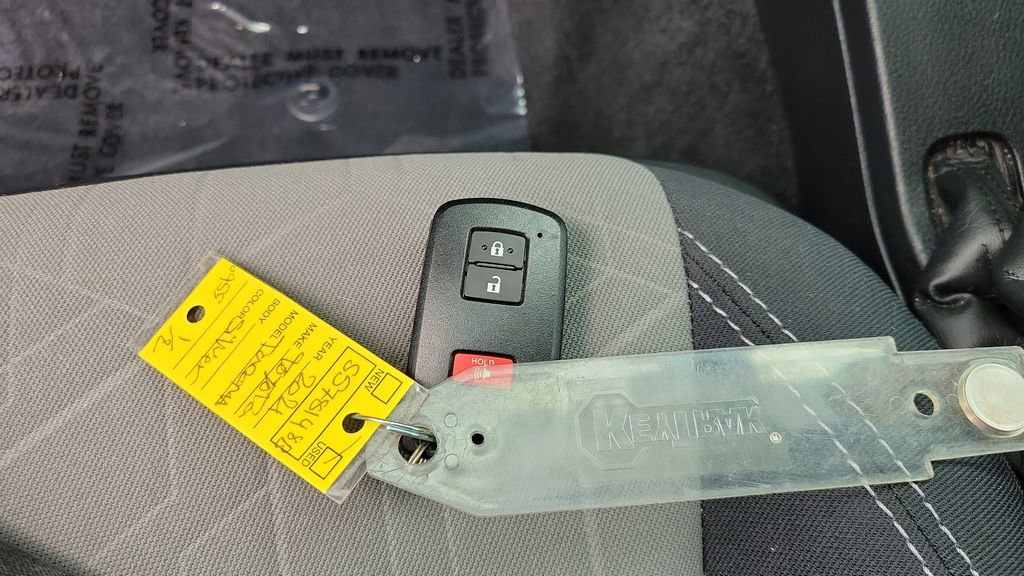 Used 2021 Toyota Tacoma TRD Off-Road image 28