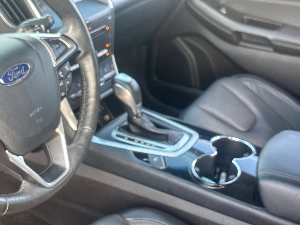 Used 2015 Ford Edge Titanium w/ Equipment Group 301A AWD/4WD image 29