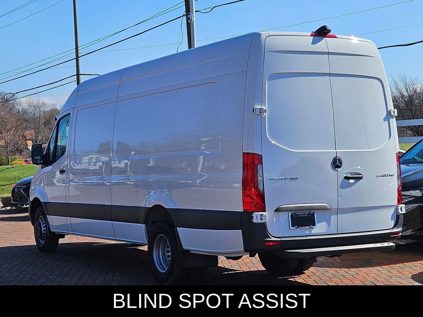 Used 2024 Mercedes-Benz Sprinter 3500 image 4