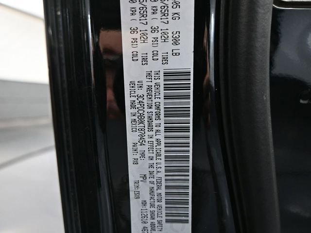 Used 2019 Dodge Journey SE image 46