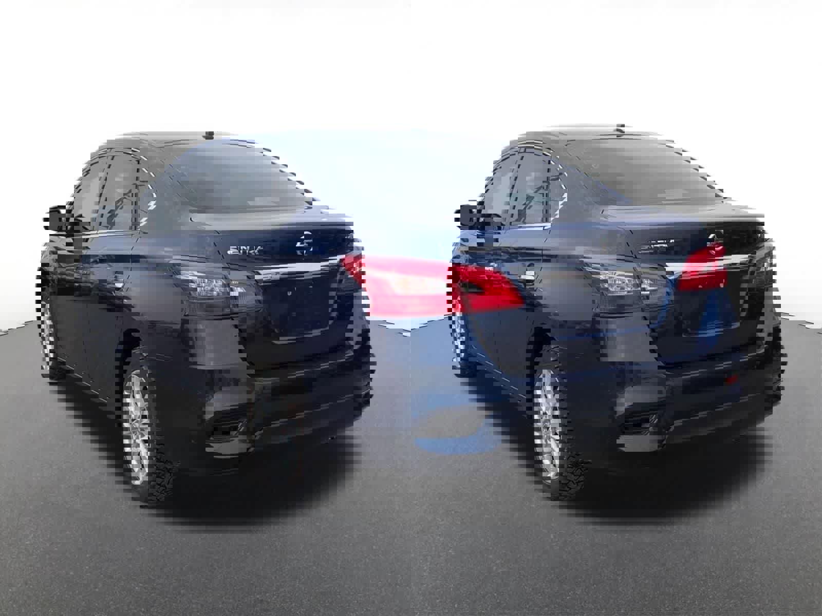 Used 2019 Nissan Sentra SV w/ All Weather Package image 4