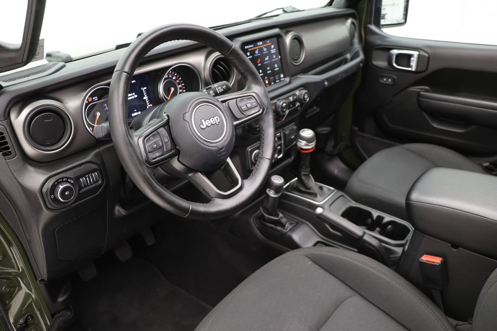 Used 2022 Jeep Wrangler Unlimited Sport w/ Sun And Sound Package AWD/4WD image 13