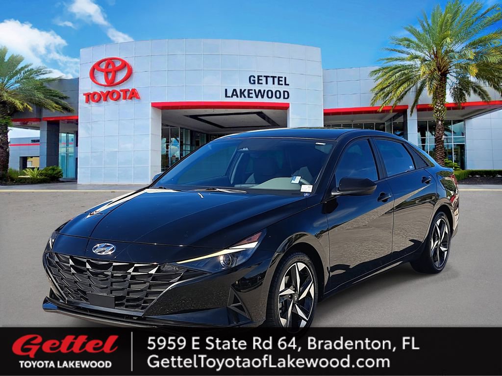 Used 2023 Hyundai Elantra SEL w/ Convenience Package